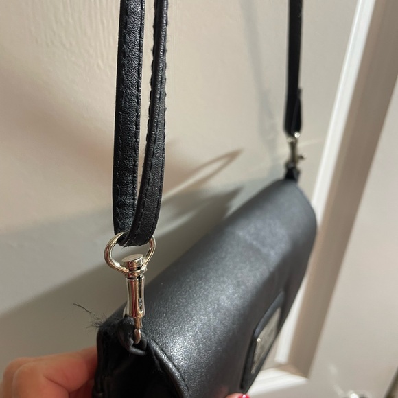 Euroline Crossbody Organizer Wallet - Picture 12 of 14